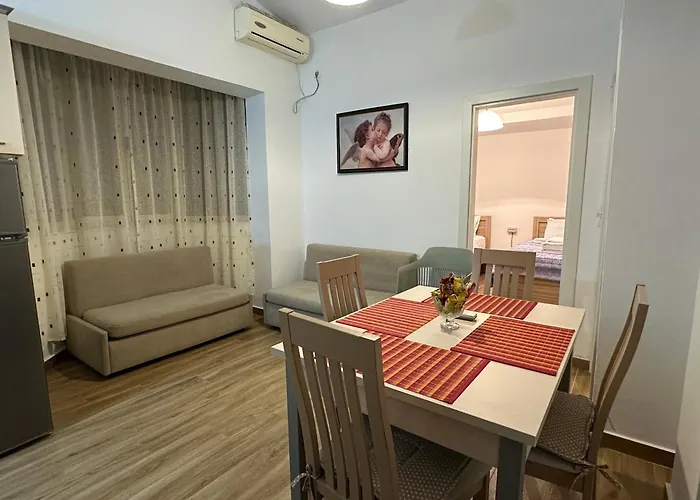 Teo's Appartamento Golem (Tirana)